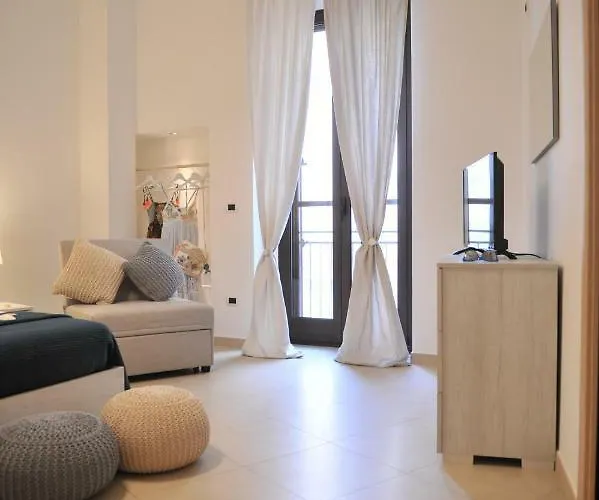 Dimora Monaco * מונופולי